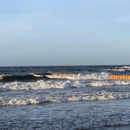 Mellow * Pogorzelica (Gmina Rewal)